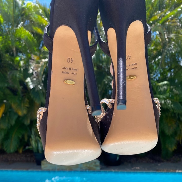 Sergio Rossi Vague Strappy Scalloped Mermaid Shoe. - Picture 9 of 13